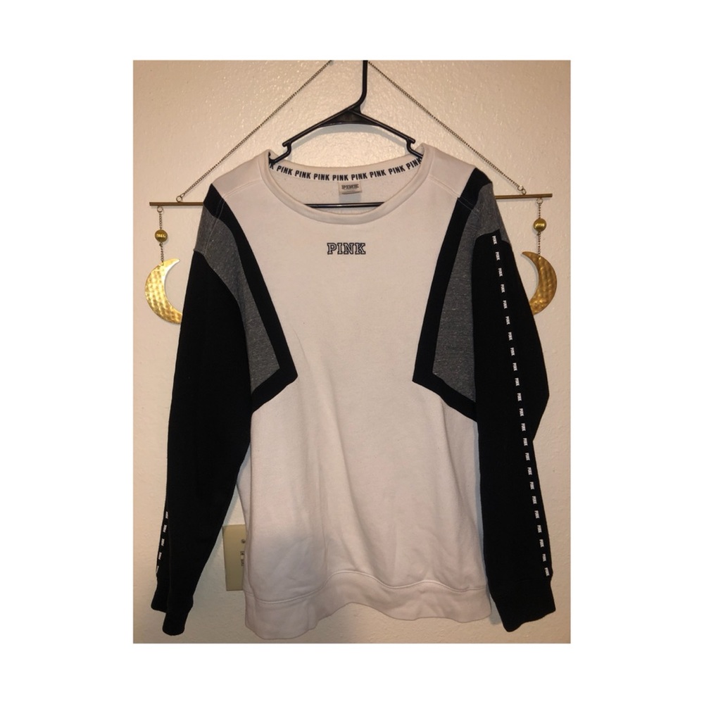 VS PINK white, black, and grey sweatshirt